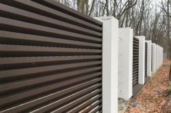 Как должен выглядеть современный металлический забор?