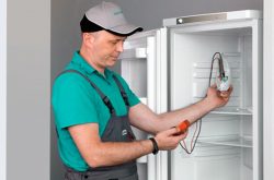 Как отремонтировать холодильник на дому?